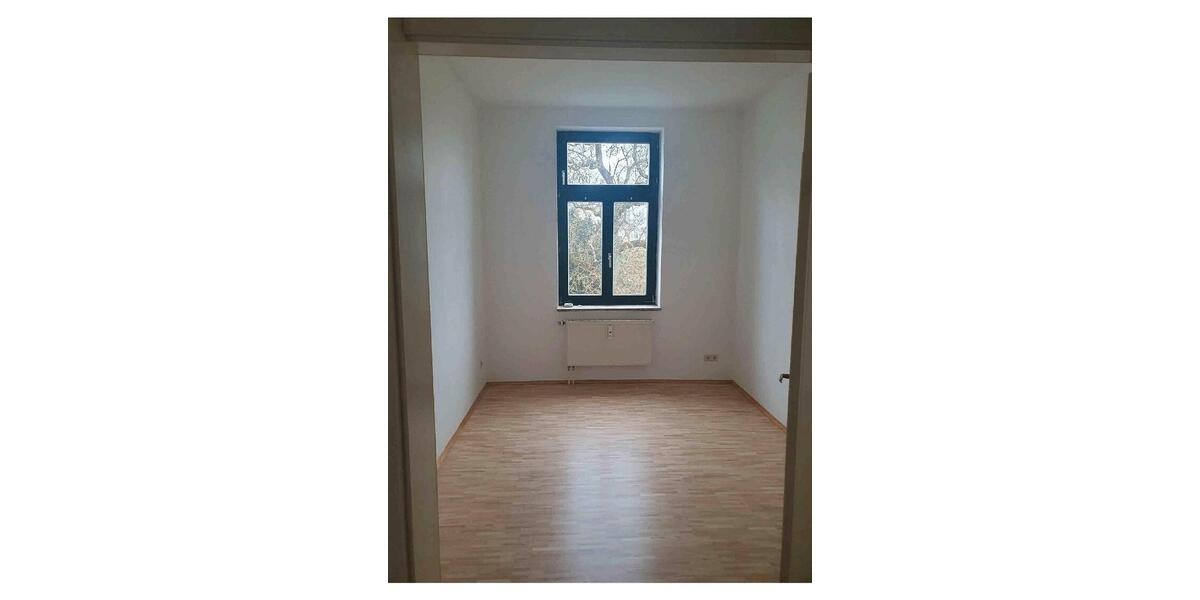 Etagenwohnung Treuen - 3 Zimmer, 83 m&sup2;, 550&euro; | Angebot:26006954