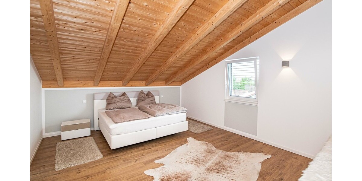 Modernes Wohnerlebnis – Großzügiges Zweifamilienhaus mit nachhaltiger Energietechnik und sofortiger Verfügbarkeit - Zweifamilienhaus Roding | Angebot:26855937