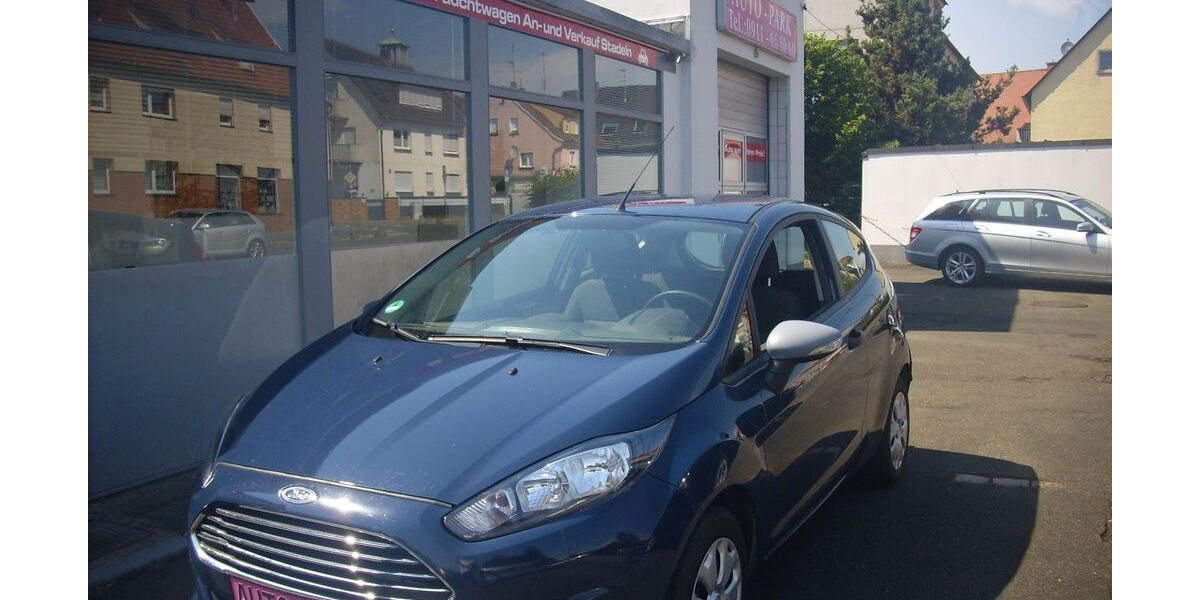 Ford Fiesta 100.000 km 2.450 &euro; Fürth 90765