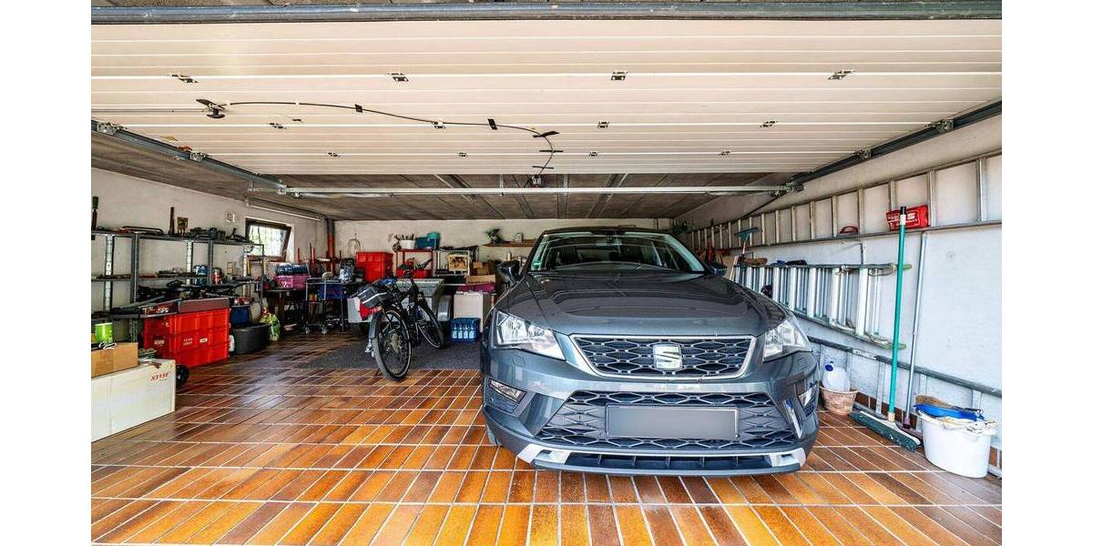 Einfamilienhaus Sinsheim Steinsfurt - 6 Zimmer, 241 m&sup2;, 639.000&euro; | Angebot:25997189