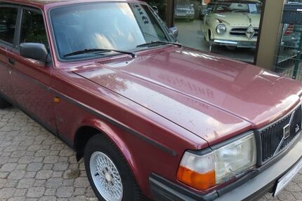 Volvo 240 296.650 km 5.400 &euro; Beverstedt 27616