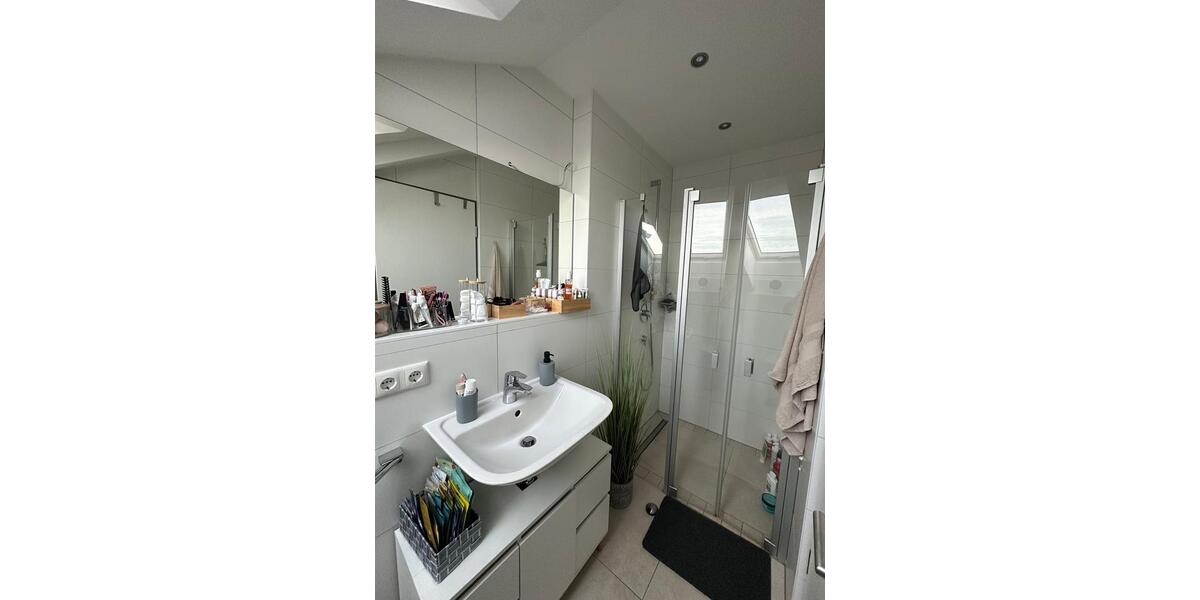 Dachgeschoßwohnung Offenberg - 1.5 Zimmer, 36 m&sup2;, 405&euro; | Angebot:25283562