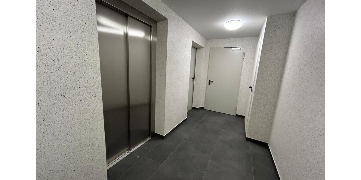 Einfamilienhaus Lotte - 2 Zimmer, 81 m&sup2;, 1.320&euro; | Angebot:24813801