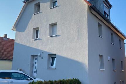 ** Freiwerdendes EFH + vermietetes MFH in Gerbrunn ** zimmer