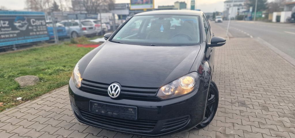 VW Golf 96.000 km 4.550 &euro; Dietzenbach 63128