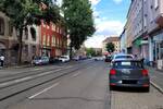 * Großzügig Wohnen * lichtdurchflutete 3 Zimmer-DG-Wohnung mit EINBAUKÜCHE in zentraler City-Lage *