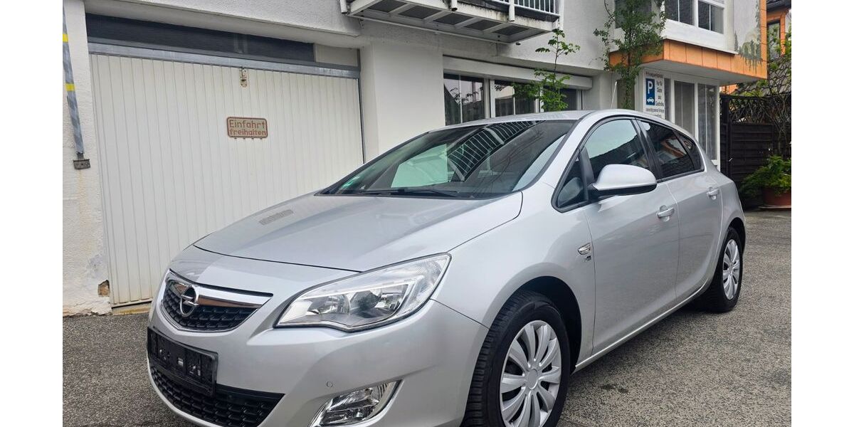 Opel Astra 89.000 km 6.600 &euro; Coburg 96450