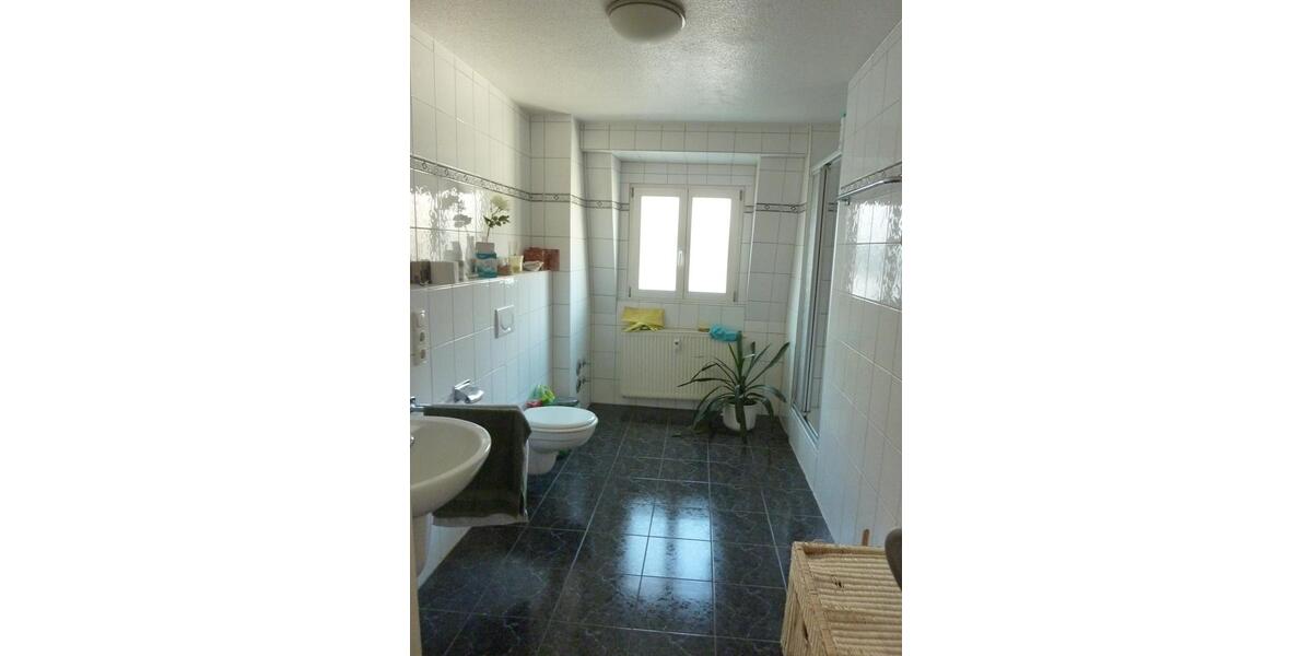Etagenwohnung Trier - 3 Zimmer, 94 m&sup2;, 1.000&euro; | Angebot:26698656
