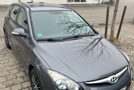 Hyundai i30 192.000 km 2.750 &euro; Neusäß 86356