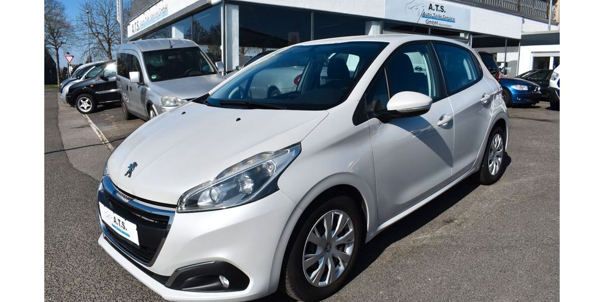 Peugeot 208 115.000 km 6.490 &euro; Hückelhoven 41836
