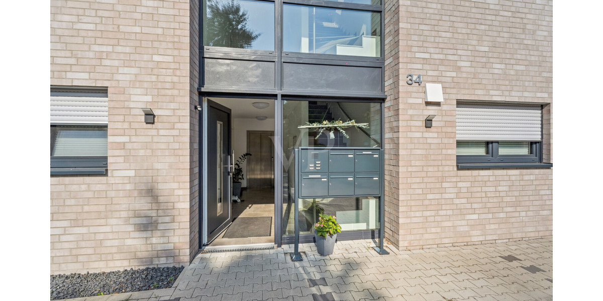 Seltene Kaufgelegenheit! Neuwertige Penthousewohnung mit traumhafter Dachterrasse 4 zimmer