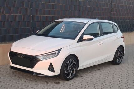 Hyundai i20 65.270 km 13.700 € Merzig 66663