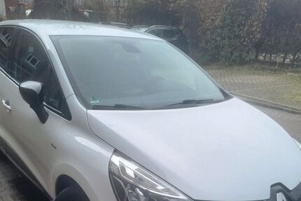 Renault Clio 93.500 km 7.600 &euro; Ratzeburg 23909
