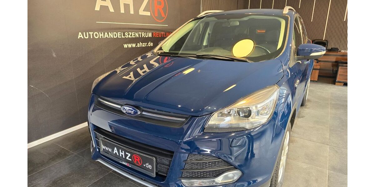 Ford Kuga 89.500 km 11.990 &euro; Reutlingen 72760