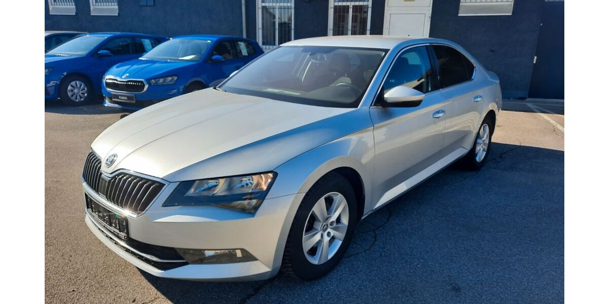 Skoda Superb 177.320 km 14.990 &euro; Schwarzenfeld 92521