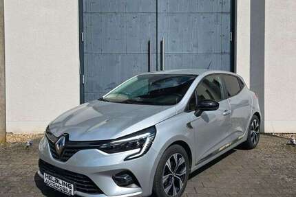 Renault Clio 27.000 km 13.980 &euro; Spangdahlem 54529