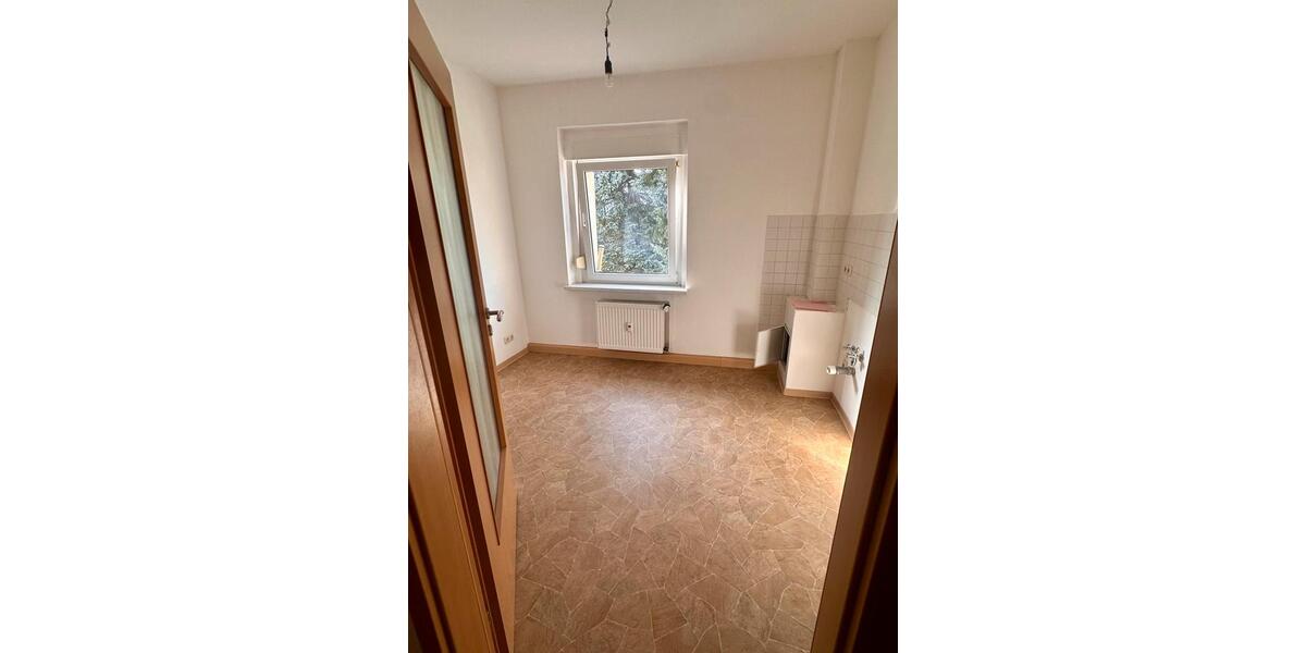 Etagenwohnung Gößnitz - 3 Zimmer, 62 m&sup2;, 360&euro; | Angebot:25633293