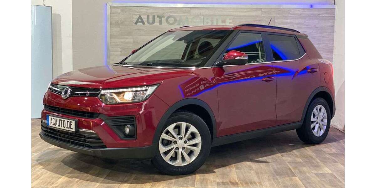 SsangYong Tivoli 92.294 km 12.990 &euro; Bad Kreuznach 55543