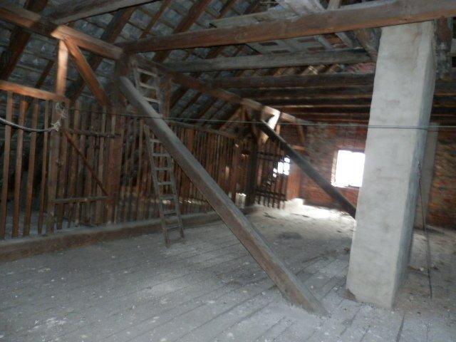 Mehrfamilienhaus, Wohnhaus Doberlug-Kirchhain Kirchhain - 50 Zimmer, 1.900 m&sup2;, 140.000&euro; | Angebot:26941529