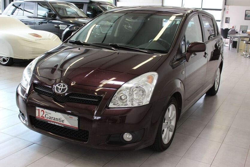 Corolla Verso