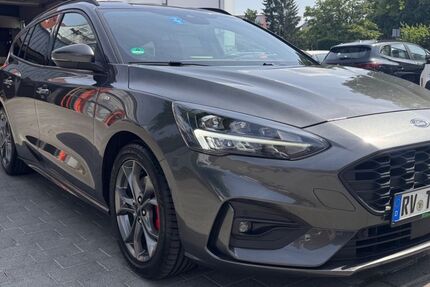 Ford Focus 94.500 km 17.700 &euro; Weingarten 88250