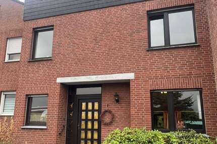Haus Kranenburg - 3 Zimmer, 120 m&sup2;, 950&euro; | Angebot:27303150
