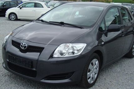 Toyota Auris 102.000 km 2.950 &euro; Ruhmannsfelden 94239