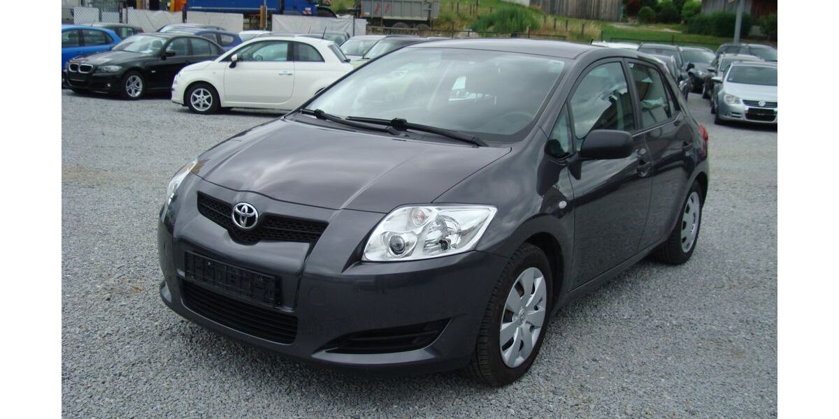 Toyota Auris 102.000 km 2.950 &euro; Ruhmannsfelden 94239