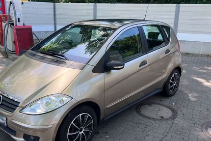 Mercedes-Benz A 170 133.738 km 4.500 &euro; Hamburg 22763