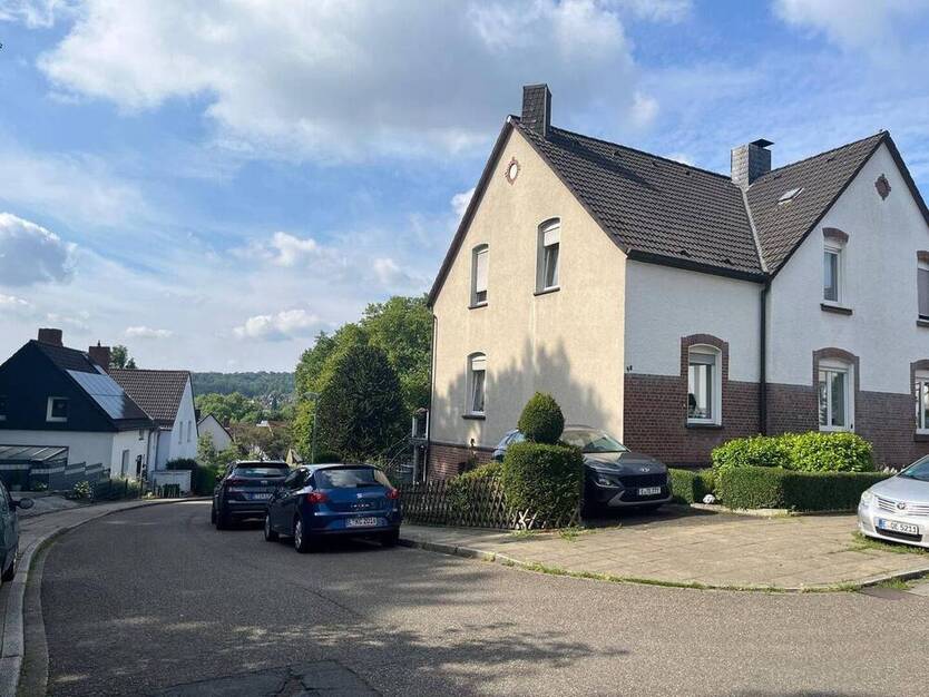 Essen-Bergerhausen! Domizil für die kleine Familie