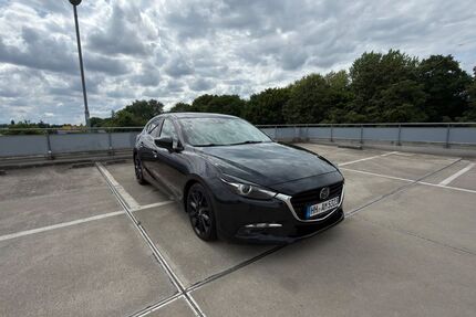 Mazda 3 105.600 km 13.900 &euro; Hamburg 22159