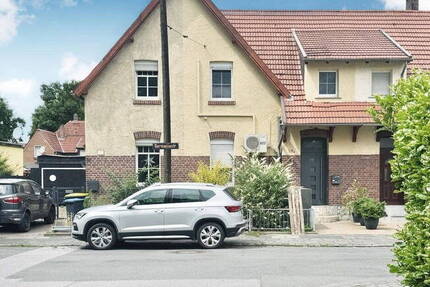 Gepflegte Doppelhaushälfte mit Garten und Terrasse in Duisburg-Neumühl