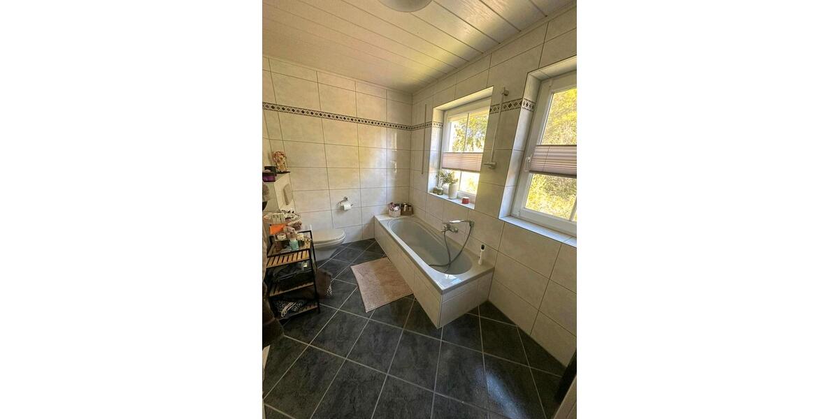 Etagenwohnung Landau an der Isar - 3 Zimmer, 110 m&sup2;, 850&euro; | Angebot:26375346
