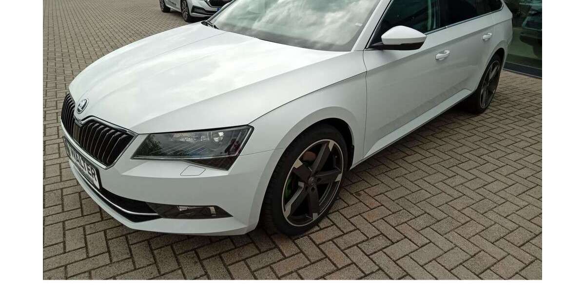 Skoda Superb 142.700 km 15.490 &euro; Rastenberg 99636