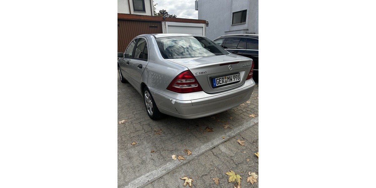 Mercedes-Benz C 180 141.900 km 2.400 &euro; Germersheim 76726