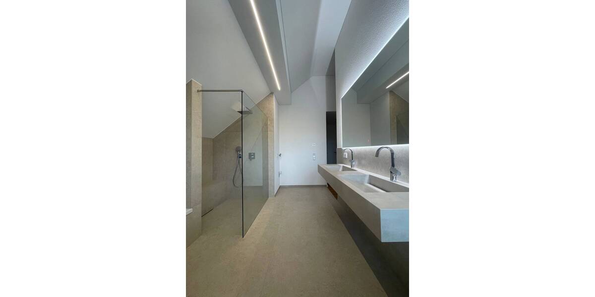 Etagenwohnung Radolfzell am Bodensee / Böhringen Böhringen - 3 Zimmer, 110 m&sup2;, 1.850&euro; | Angebot:26438462