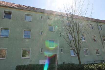 Wohnung Bitterfeld-Wolfen Wolfen - 3 Zimmer, 56 m&sup2;, 375&euro; | Angebot:26588975