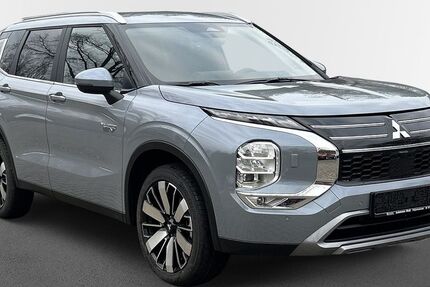 Mitsubishi Plug-in Hybrid Outlander 11.305 km 44.870 &euro; Hoyerswerda 02977