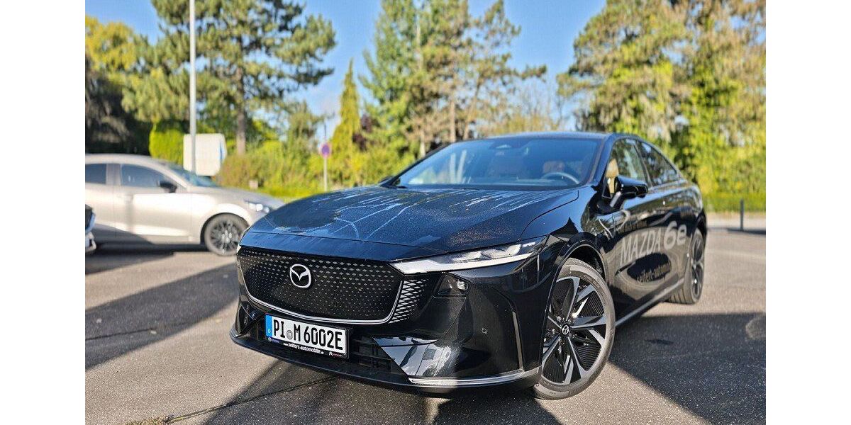 Mazda 6e 2.243 km 40.890 &euro; Elmshorn 25337