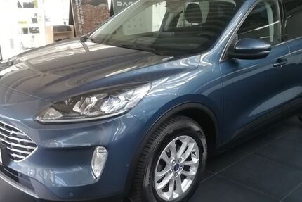Ford Kuga 36.500 km 17.490 &euro; Langendorf / Stralsund 18442