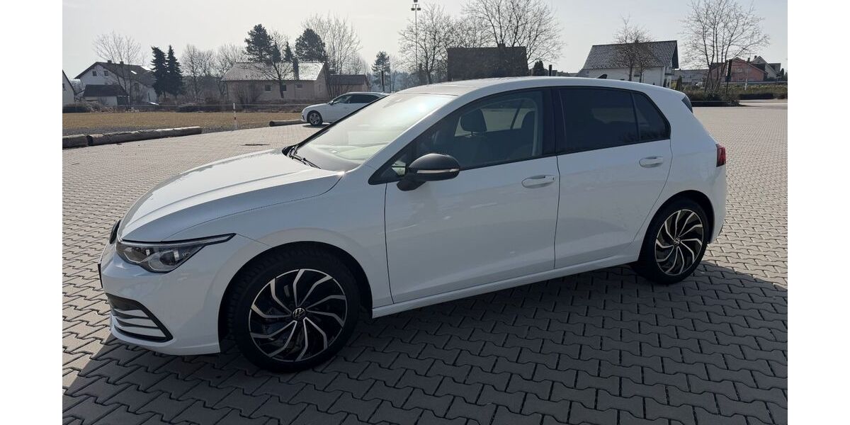 VW Golf 51.500 km 19.300 &euro; Stadtallendorf 35260