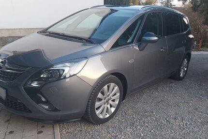 Opel Zafira Tourer 219.000 km 7.500 &euro; Themar 98660