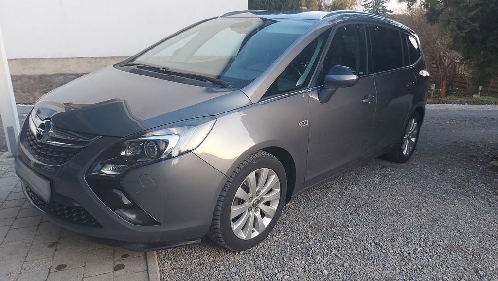 Opel Zafira Tourer 219.000 km 7.500 &euro; Themar 98660