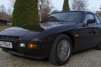 Porsche 924 109.400 km 22.900 &euro; Polling 84570