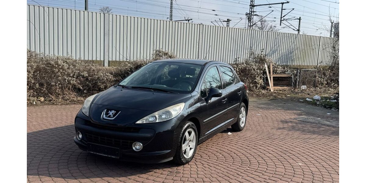 Peugeot 207 180.000 km 2.799 &euro; Laatzen 30880