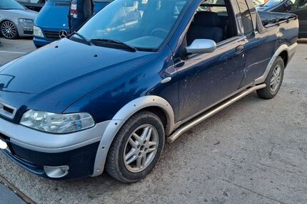 Fiat Strada 135.000 km 1.999 &euro; Nürnberg 90441