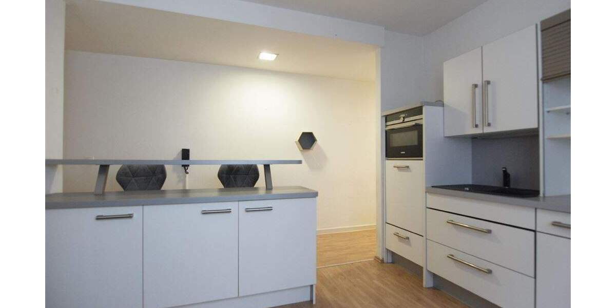 Etagenwohnung Mittweida - 3 Zimmer, 110 m&sup2;, 700&euro; | Angebot:25473720