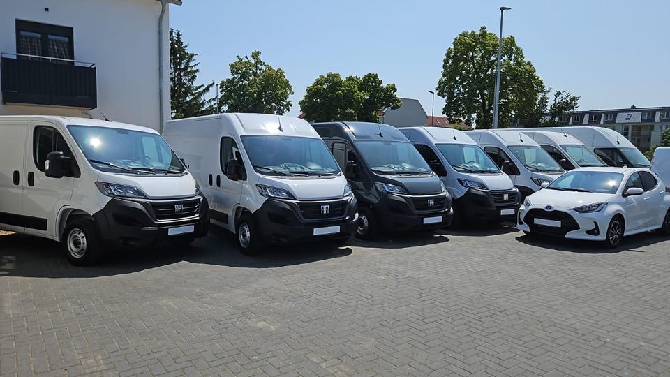 Gewerbefläche mit Büro zimmer