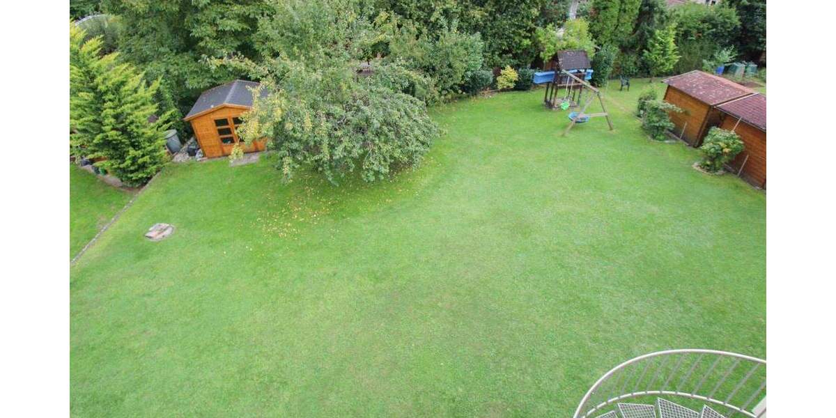 Freistehendes Einfamilienhaus mit großem Garten und Top-Potenzial zur flexiblen Nutzung 8 zimmer