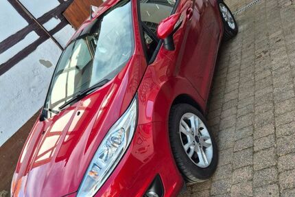 Ford Fiesta 83.000 km 8.999 &euro; Hessisch Lichtenau 37235
